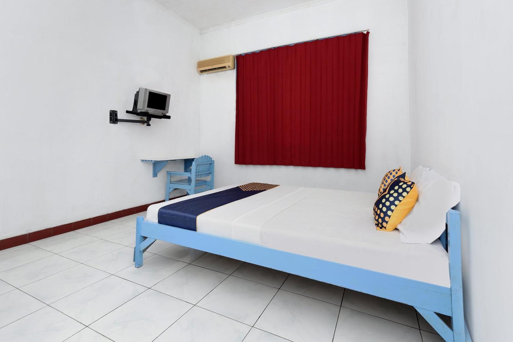 SPOT ON 2289 Hotel Saudara Tegal  Exterior foto