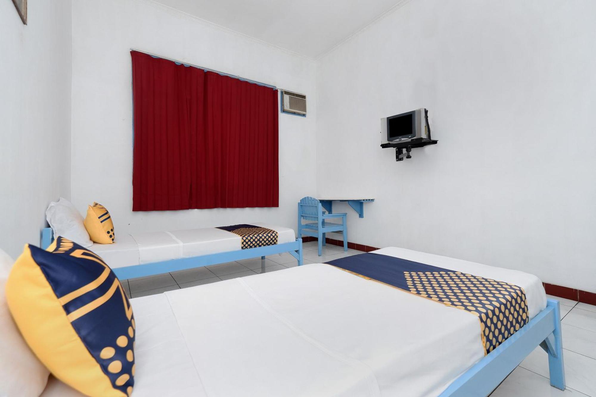 SPOT ON 2289 Hotel Saudara Tegal  Exterior foto